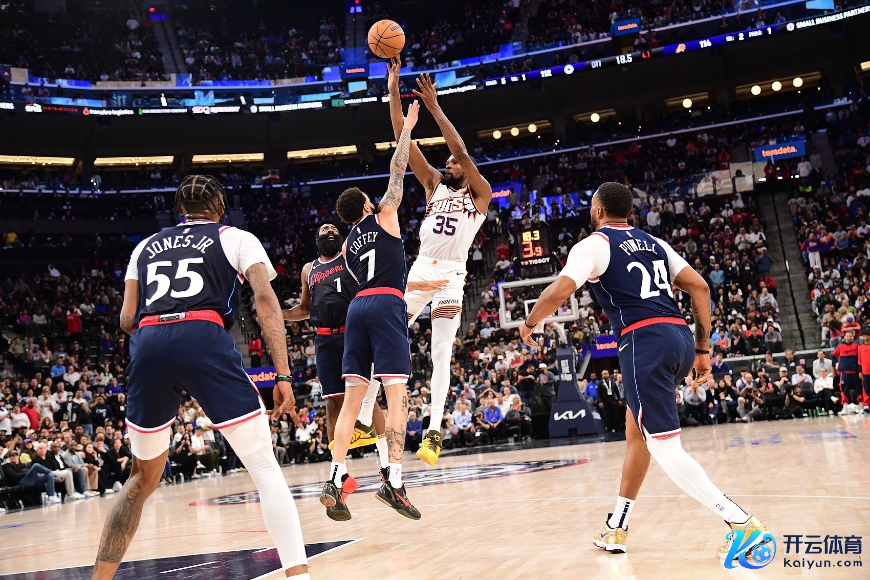 比尔-西蒙斯：07届霍福德&康利成脚色球员 KD被包夹后仍能得分