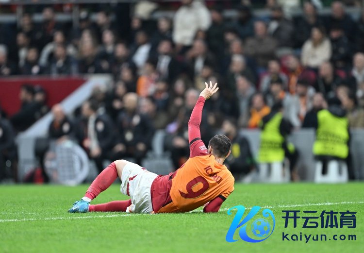 土媒:加拉塔萨雷接洽和伊卡尔迪暂停契约体育集锦,腾出外助限额冬窗补强